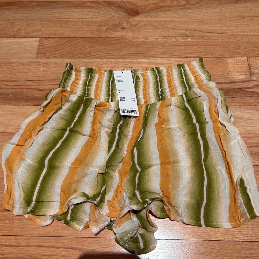 Urban Outfitters: Flowy Summer shorts: Multi colored